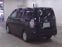 2009 Toyota Voxy