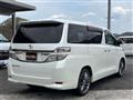 2013 Toyota Vellfire