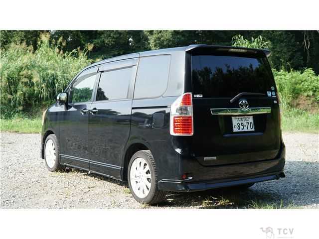 2007 Toyota Noah