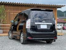2010 Toyota Voxy