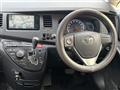 2013 Toyota Isis