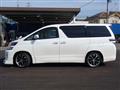 2013 Toyota Vellfire