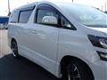 2013 Toyota Vellfire
