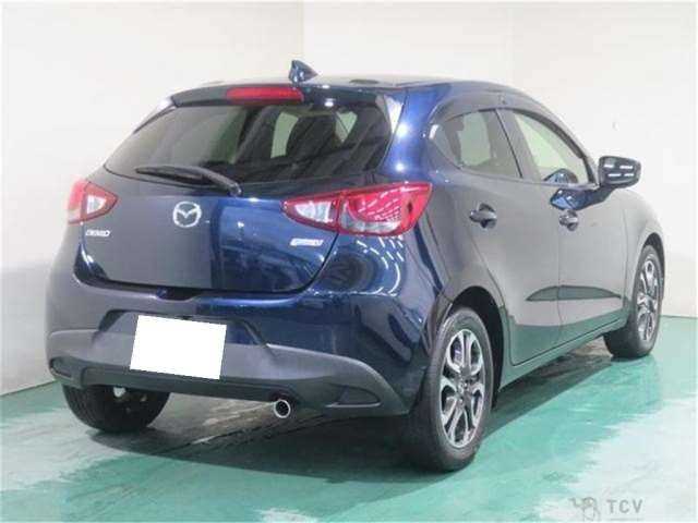 2016 Mazda Demio
