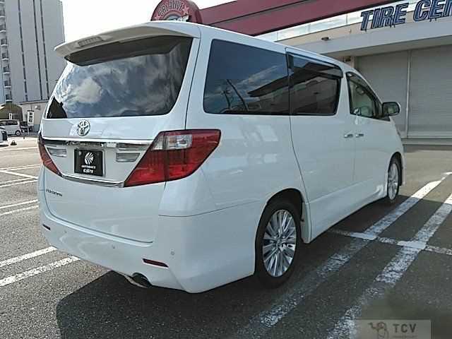2014 Toyota Alphard