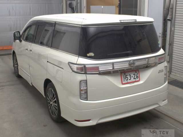 2017 Nissan Elgrand