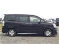 2013 Toyota Voxy