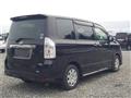 2013 Toyota Voxy