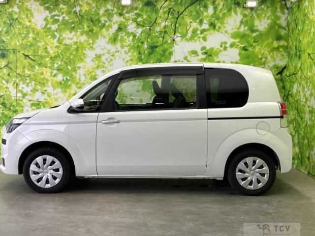 2015 Toyota SPADE