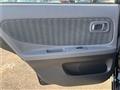 2002 Nissan Avenir