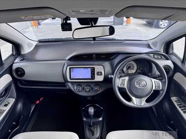 2016 Toyota Vitz