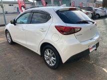 2016 Mazda Demio