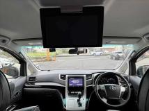 2012 Toyota Vellfire