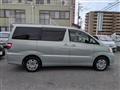 2004 Toyota Alphard