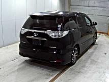 2015 Toyota Estima
