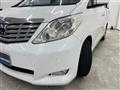 2010 Toyota Alphard