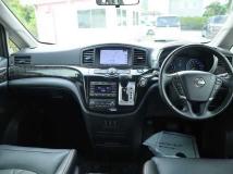 2014 Nissan Elgrand