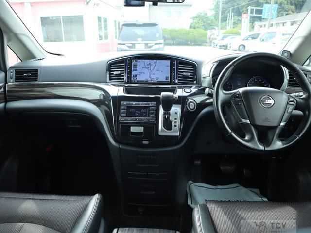 2014 Nissan Elgrand