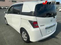 2015 Honda Freed Spike
