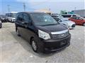 2013 Toyota Noah