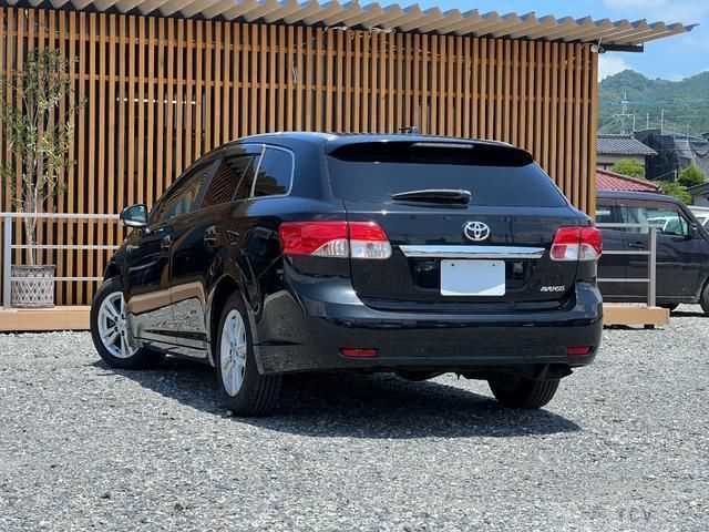 2014 Toyota Avensis Wagon