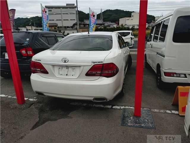 2010 Toyota Crown