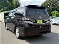 2013 Toyota Vellfire