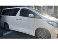 2013 Toyota Alphard