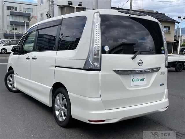 2013 Nissan Serena