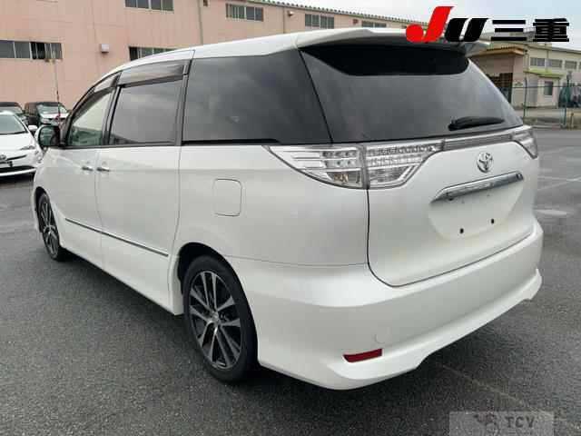 2015 Toyota Estima