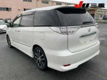 2015 Toyota Estima