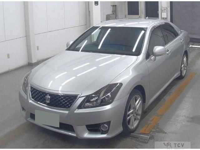 2012 Toyota Crown