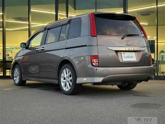 2009 Toyota Isis
