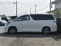 2013 Toyota Vellfire