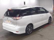 2013 Toyota Estima