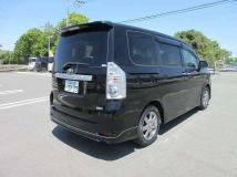 2010 Toyota Voxy