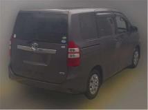2013 Toyota Noah
