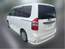2013 Toyota Noah