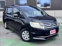 2013 Honda Step WGN