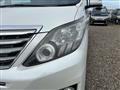 2012 Toyota Alphard
