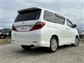 2012 Toyota Alphard
