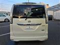 2015 Nissan Serena