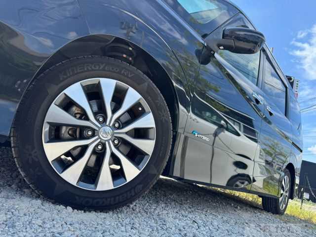 2016 Nissan Serena