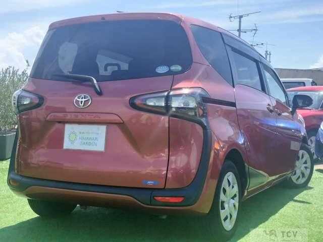 2017 Toyota Sienta