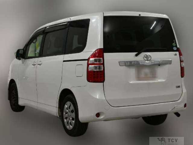 2013 Toyota Noah