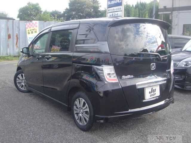 2012 Honda Freed Spike