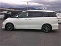 2013 Toyota Estima