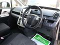 2010 Toyota Noah