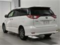 2016 Toyota Estima Hybrid