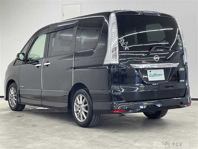 2013 Nissan Serena